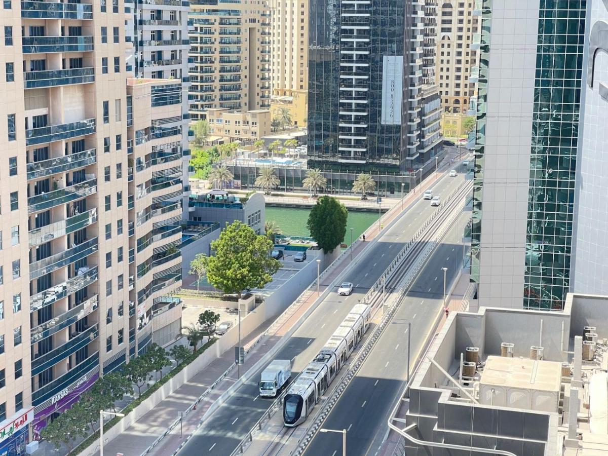 Private Gorgeous Room With Marina View With Shared Kitchen In Shared Apartment Dubai Exterior foto
