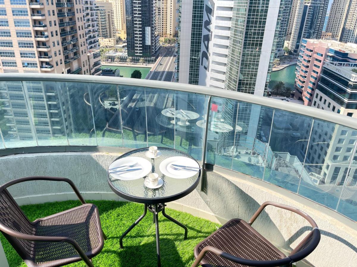 Private Gorgeous Room With Marina View With Shared Kitchen In Shared Apartment Dubai Exterior foto